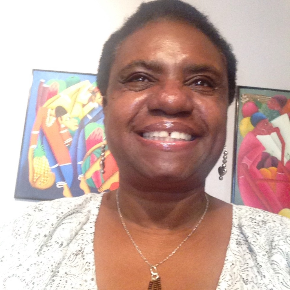 Meet your Posher, Debbie